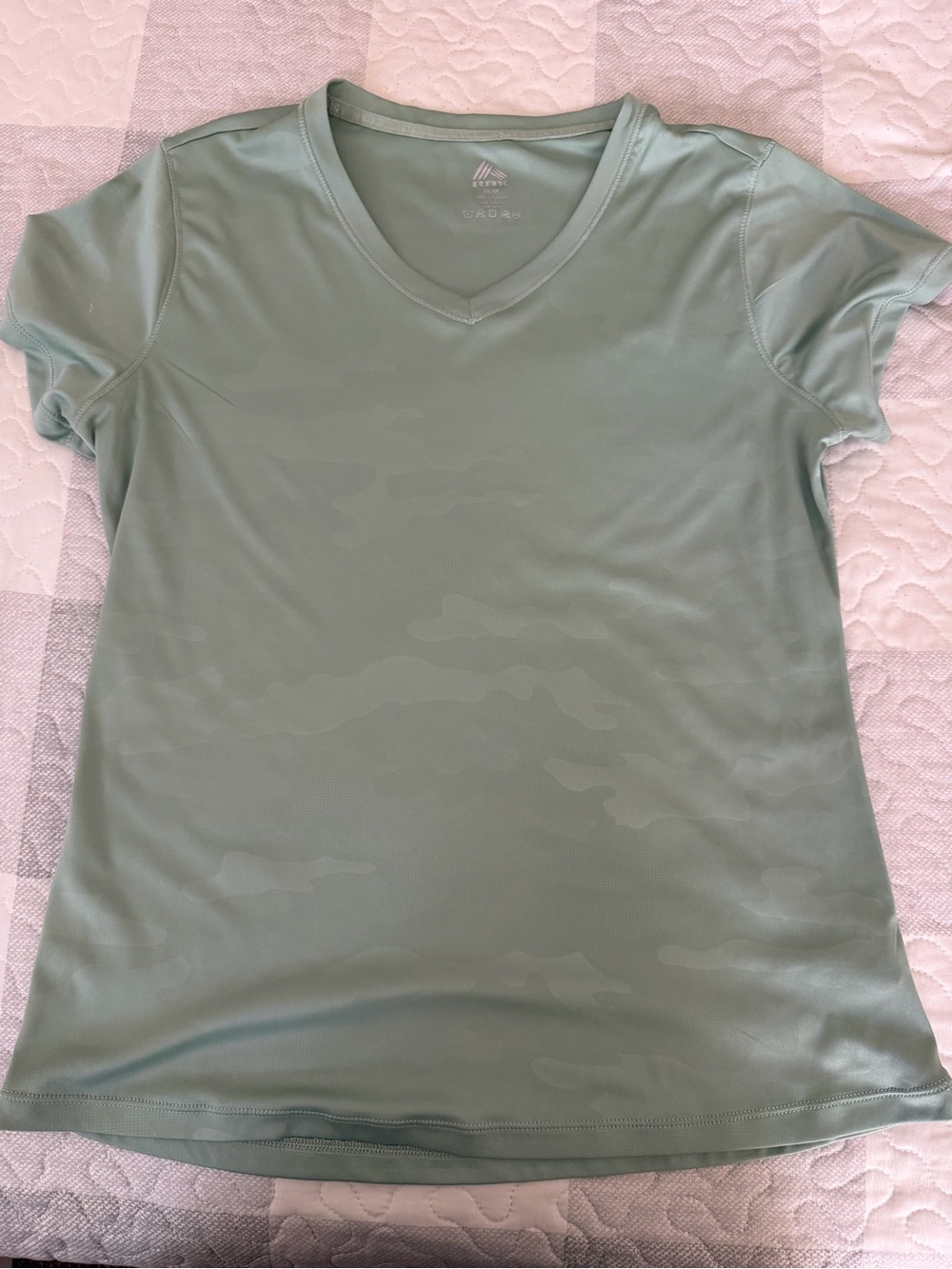 Reebok Short Sleeve V-Neck Tee in Sage Green
